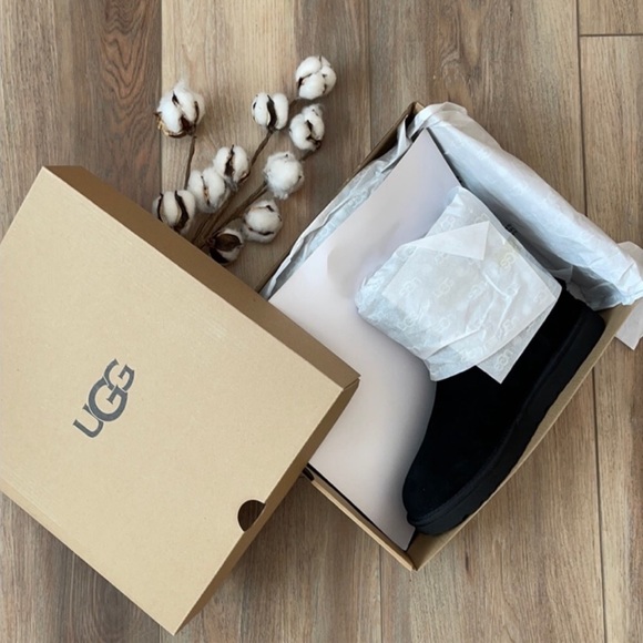 🌿UGG🌿 CLASSIC MINI TWIST BOOTS - Picture 8 of 10